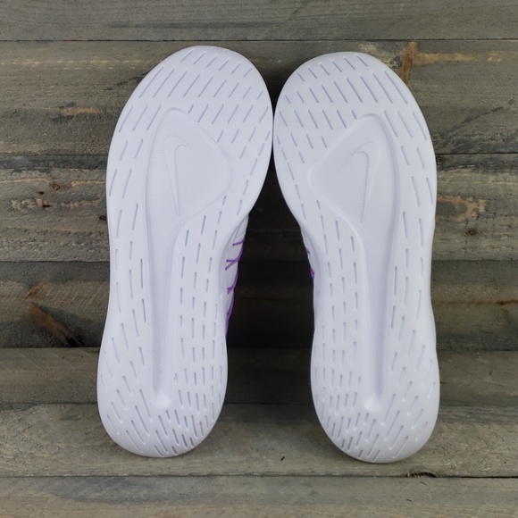New Women's Nike VTR Running Shoes White Purple - Picture 7 of 8
